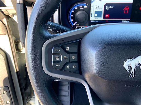 Used 2023 Ford Bronco Wildtrak AWD/4WD image 19