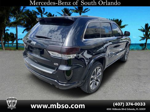 Used 2018 Jeep Grand Cherokee Overland RWD image 13