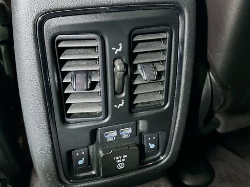 Used 2016 Jeep Grand Cherokee Limited AWD/4WD image 35