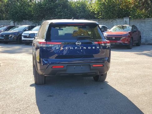 Used 2022 Nissan Pathfinder S image 5