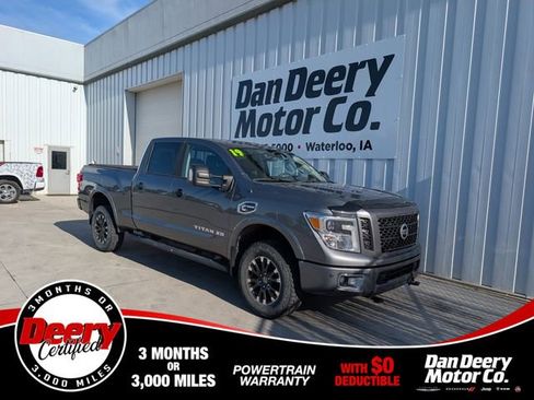 Used 2019 Nissan Titan PRO-4X AWD/4WD image 1