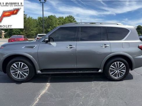 Used 2023 Nissan Armada SL RWD image 5