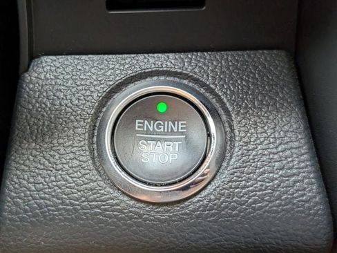 Used 2022 Ford F250 Lariat w/ Lariat Ultimate Package image 21