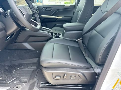 New 2026 Chevrolet Colorado Trail Boss AWD/4WD image 10