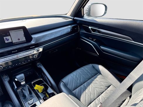 Used 2025 Kia Telluride SX Prestige X-Line image 25