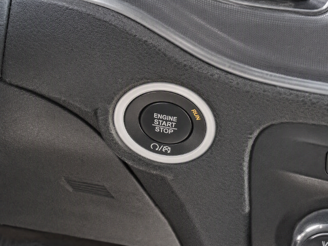 Used 2012 Dodge Charger SE RWD image 14