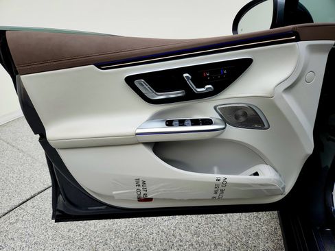 Certified 2023 Mercedes-Benz EQE 500 4MATIC Sedan image 21