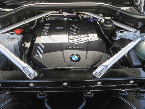 Certified 2023 BMW X5 xDrive40i w/ Parking Assistance Package image 23