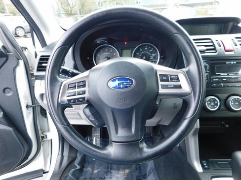 Used 2015 Subaru Forester 2.5i Premium w/ All-Weather Package AWD/4WD image 8