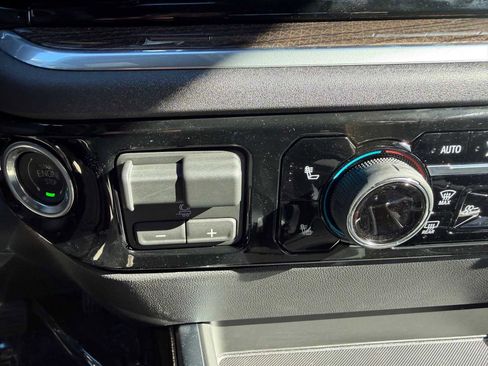 New 2026 Chevrolet Silverado 1500 LT Trail Boss w/ LT Trail Boss Premium Package image 40