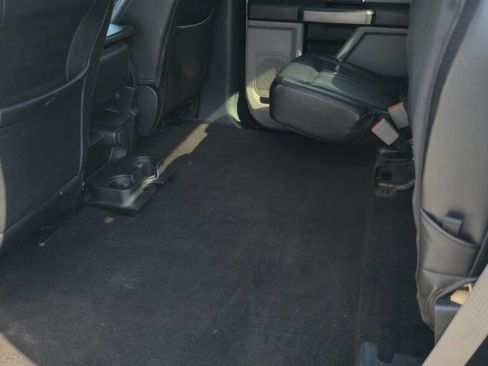 Used 2019 Ford F150 XLT image 19