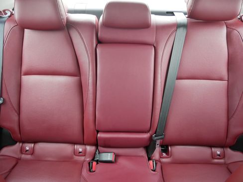 Used 2023 MAZDA MAZDA3 s image 13