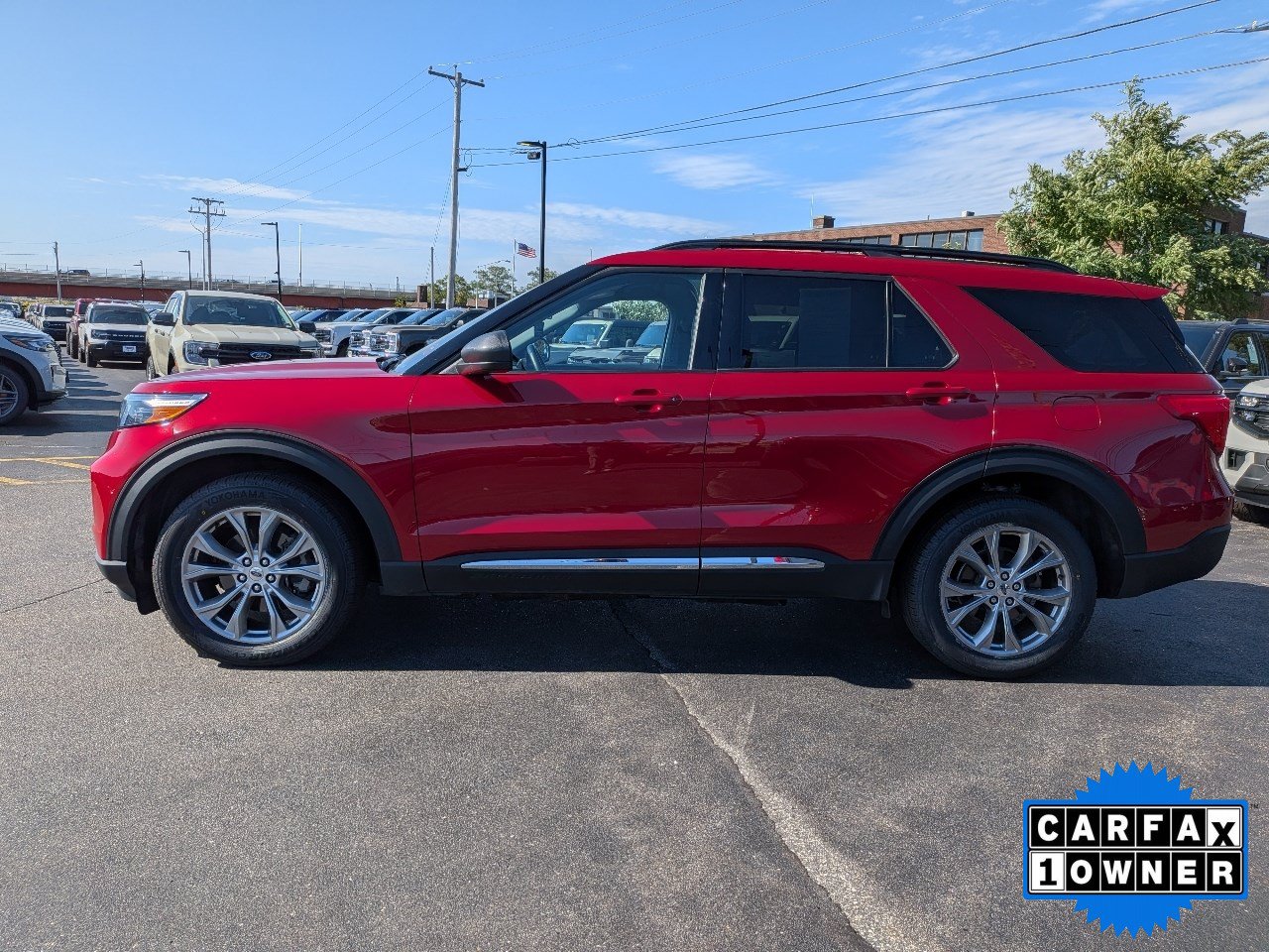 Certified 2023 Ford Explorer XLT w/ Equipment Group 202A AWD/4WD image 7