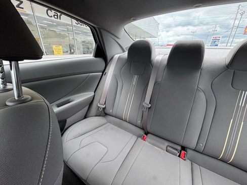 Used 2026 Hyundai Elantra Sport FWD image 38