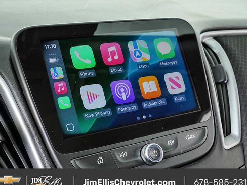 Used 2025 Chevrolet Malibu LT FWD image 14