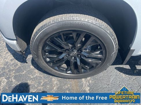 Used 2022 Chevrolet Silverado 1500 RST w/ Rally Edition AWD/4WD image 9