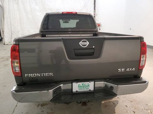 Used 2008 Nissan Frontier SE w/ SE Value Truck Pkg image 6