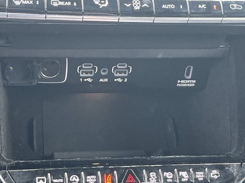 Used 2024 Jeep Grand Wagoneer L Series II w/ Quick Order Packagew 28T image 33