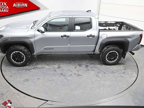 New 2025 Toyota Tacoma TRD Off-Road image 29