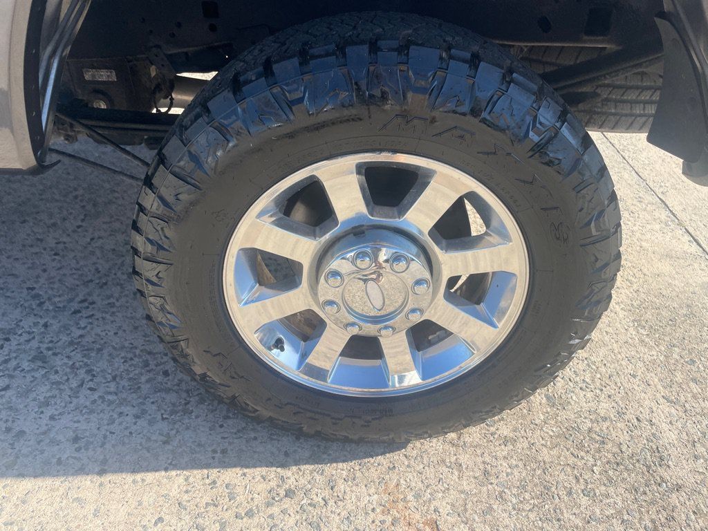 Used 2019 Ford F250 XL w/ Power Equipment Group AWD/4WD image 8