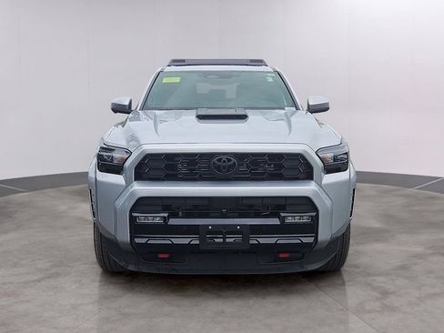 Used 2025 Toyota 4Runner TRD Sport Premium AWD/4WD image 2