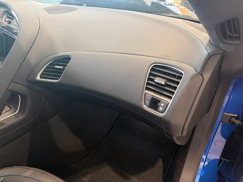 Used 2019 Chevrolet Corvette ZR1 RWD image 28