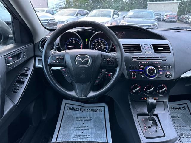 Used 2013 MAZDA MAZDA3 i Sport FWD image 21
