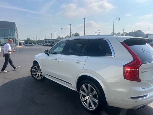 Used 2017 Volvo XC90 T6 Inscription w/ Vision Package AWD/4WD image 4