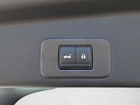 Used 2026 Nissan Murano SV AWD/4WD image 7