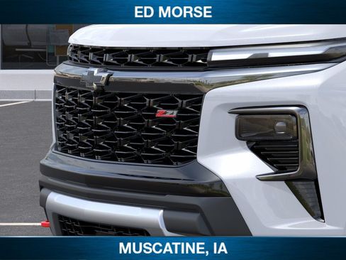 New 2026 Chevrolet Traverse Z71 w/ Driver Confidence Package AWD/4WD image 13