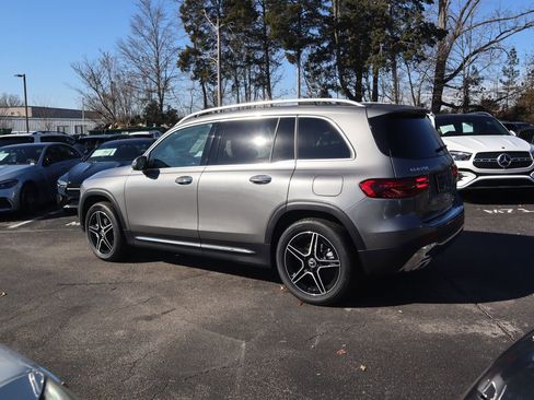 New 2026 Mercedes-Benz GLB 250 4MATIC image 4