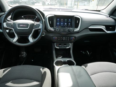 Used 2024 GMC Terrain SLE w/ Driver Convenience Package AWD/4WD image 12