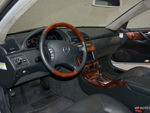 Used 2005 Mercedes-Benz CL 600 image 8