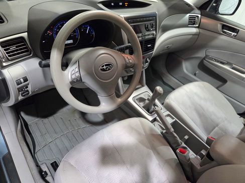 Used 2010 Subaru Forester 2.5X Premium image 3