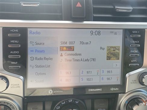 Used 2021 Toyota 4Runner SR5 Premium image 16