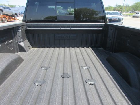 New 2026 GMC Sierra 2500 AT4X AWD/4WD image 6