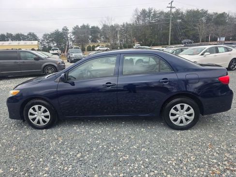 Used 2012 Toyota Corolla image 8