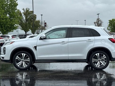 Used 2025 Mitsubishi Outlander Sport SE AWD/4WD image 7