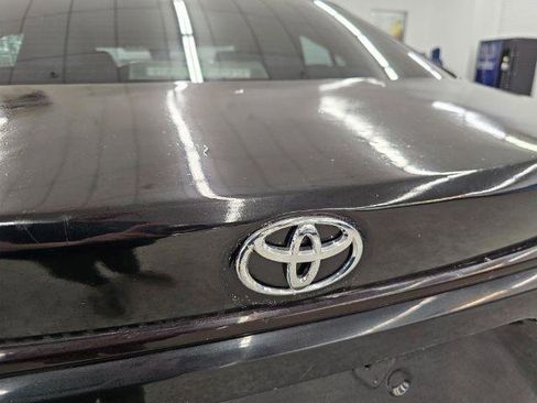 Used 2021 Toyota Corolla LE image 39