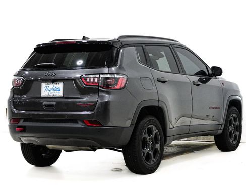 Used 2023 Jeep Compass Trailhawk AWD/4WD image 6