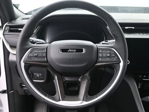 New 2026 Jeep Grand Cherokee Laredo image 28