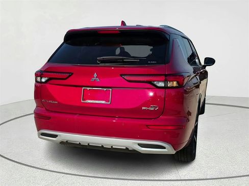 New 2025 Mitsubishi Outlander SEL image 6