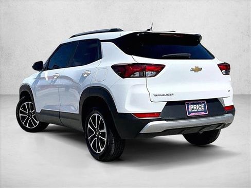 Certified 2025 Chevrolet TrailBlazer LT FWD image 13