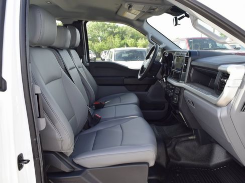 New 2025 Ford F250 XL image 23
