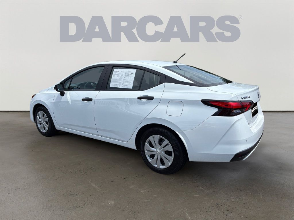 Used 2025 Nissan Versa S w/ Trunk Package FWD image 5