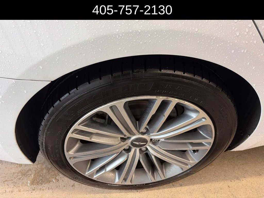 Used 2018 Genesis G80 3.8 RWD image 13