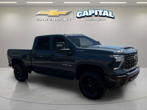 Used 2026 Chevrolet Silverado 2500 ZR2 image 7