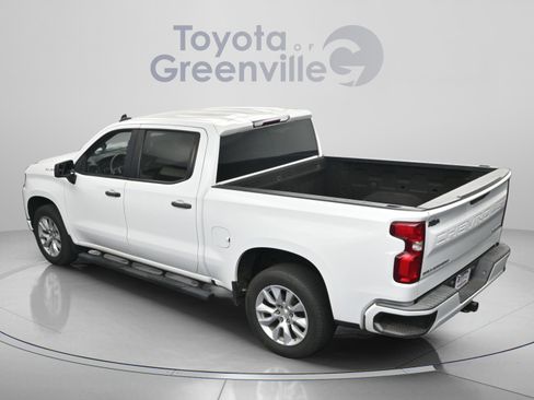 Used 2022 Chevrolet Silverado 1500 Custom w/ Safety Confidence Package RWD image 8