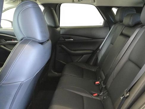 New 2025 MAZDA CX-30 AWD 2.5 S w/ Select Sport Pkg image 9