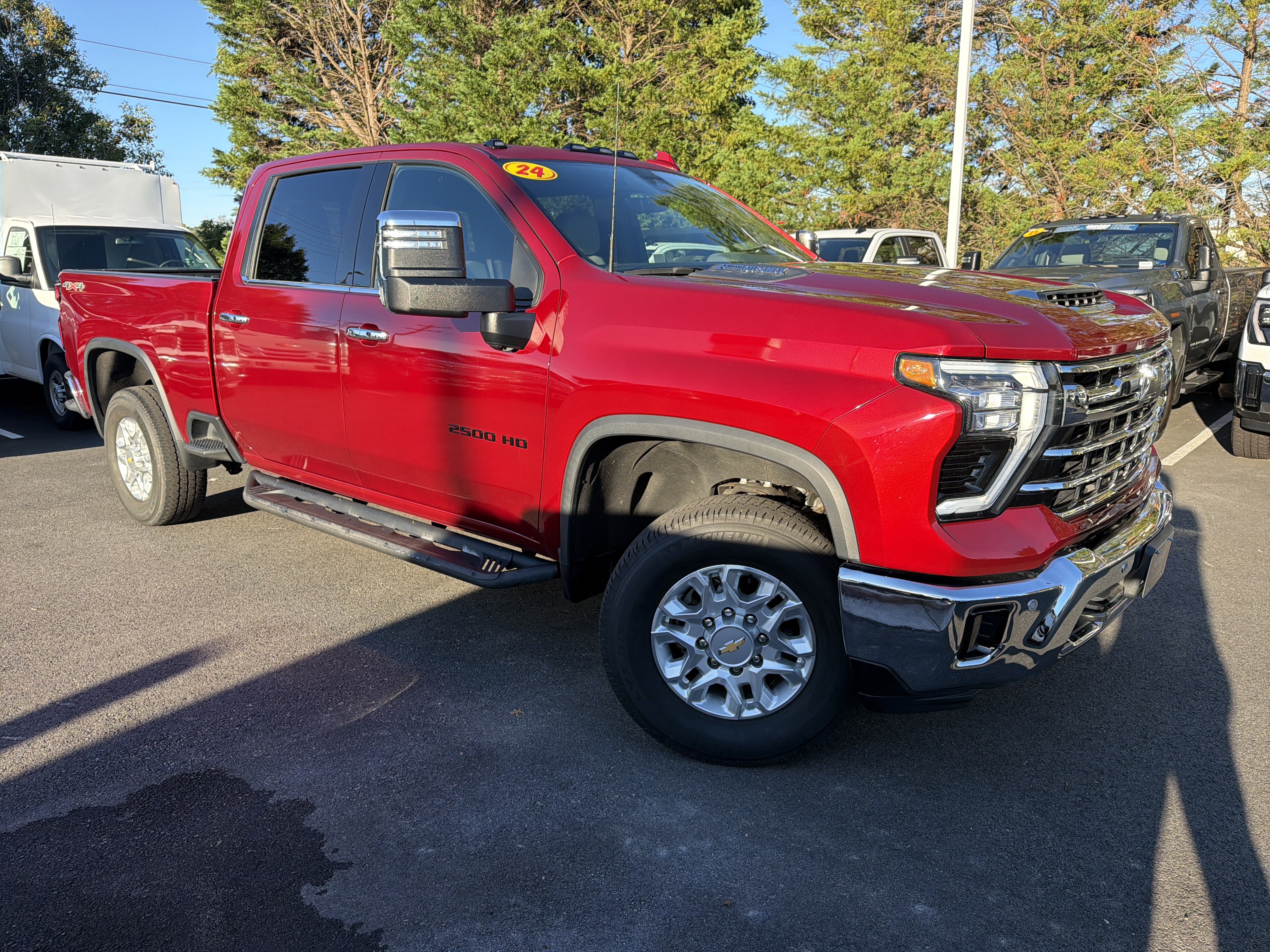 Used 2024 Chevrolet Silverado 2500 LTZ w/ LTZ Plus Package AWD/4WD image 2